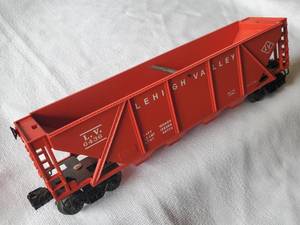 lot 52 image: O Scale Lionel Lehigh Valley Hopper Railcar #6436