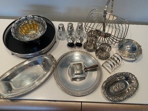 lot 52 image: Lot of Silver Plate Items