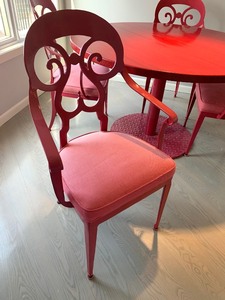 lot 6 image: Beautiful and Fun Round Kitchen Table and Chairs