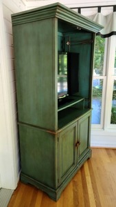 lot 6 image: Green Painted Entertainment Cabinet