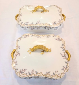 lot 15 image: Pair Of Limoges Cover Dishes