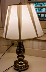 lot 73 image: Gold Tone Table Lamp