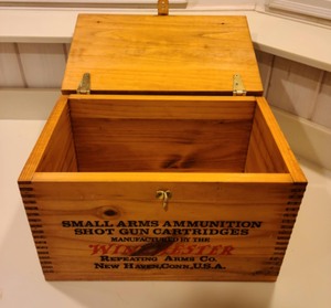 lot 78 image: Winchester Ammo Box