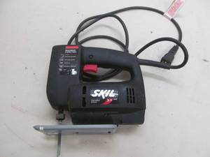 lot 50 image: skil saw