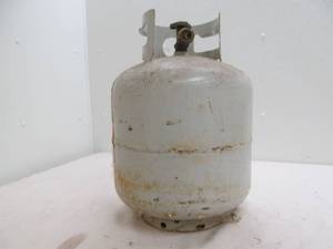 lot 160 image: lp tank