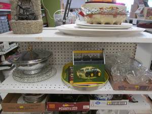 lot 213 image: glassware