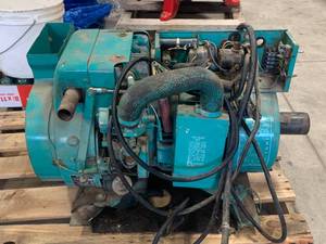 lot 70 image: Onan Vacuflo Genset
