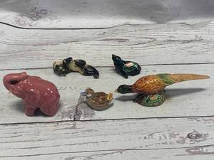lot 93 image: Lot of 5 Rosemeade Pieces