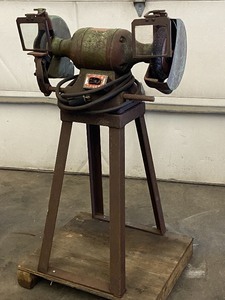Dual-Wheel Grinder Station