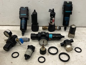 Assorted Air Compressor Lubricators  Separators  Filters  Etc