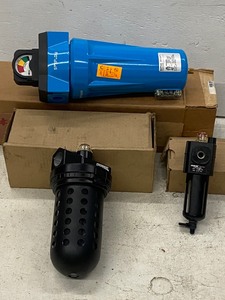 Lot Of (1) Air Separator & (2) Lubricators