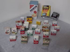 lot 5 image: Schilling Spice Cans