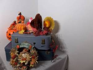 lot 20 image: Fall Decorations With 2-Suitcases