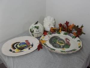 lot 30 image: Turkey Platters