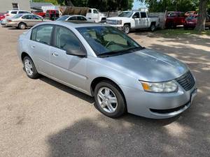 lot 20 image: 2007 Saturn Ion