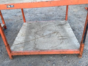 Stackable Sectional Racking Lot