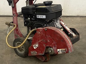 MK Commercial Concrete Saw