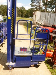 Ballymore 12 volt electrichydraulic man lift. Will need switches & wiring repair . Pump was tested with jumper pack & it does work to go up & down. 12 lift height. Good overall condition. As shown. Same item as in lot 1. THIS ITEM HAS A RESERVE.