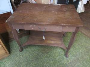 lot 195 image: Vintage Library Desk Some Damage, ...