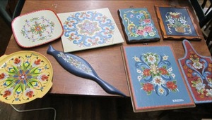lot 199 image: Hand Painted Home Dcor Lot Painte...