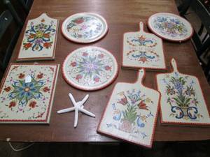lot 201 image: Hand Painted Home Dcor Lot Painte...