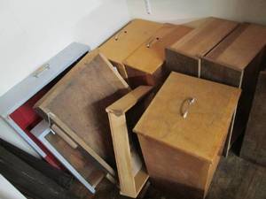lot 231 image: Large Lot of Various Drawers See P...