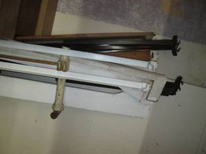 lot 237 image: Assorted Vintage Bed Rails See Pho...