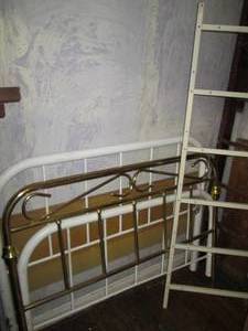 lot 241 image: Large Lot of Metal Bed Parts See P...