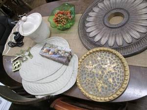 lot 253 image: Home Dcor Items See Photos...
