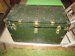 lot 270 image: Vintage Trunk 36.5 X 20 X 23 ...