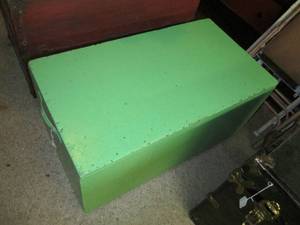 lot 271 image: Vintage Trunk See Photos 36 X 2...