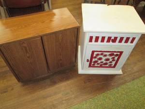 lot 295 image: (2) Small Wood Cabinets 24 X 11.5...