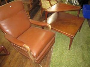 lot 347 image: Vintage Chair & Large End Table 30...