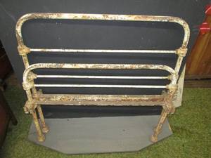 lot 350 image: Antique Metal Bed Head & Footboard ...