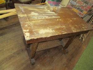lot 364 image: Vintage Wood Bench 42 X 26 X 28...
