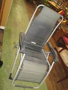 lot 373 image: Outdoor Lounge Patio Chair See Pho...