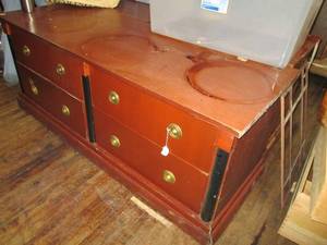 lot 381 image: Vintage Dresser 60 X 20 X 24 ...