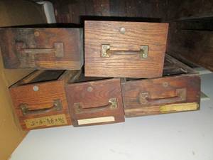 lot 390 image: (5) Wood Drawers, Various Sizes ...