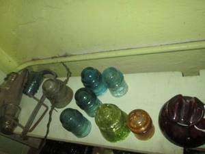 lot 484 image: Lot Of Insulators, Some With Wood &...