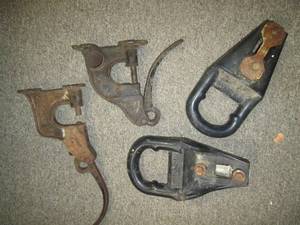 lot 495 image: Vintage Iron Pieces See Photos B...