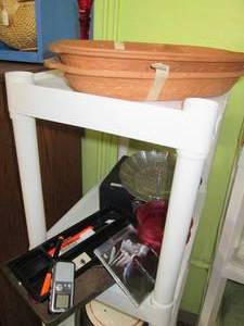 lot 497 image: Entire Contents of Shelves (Home Dcor Items) BSMT