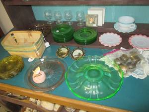 lot 517 image: Lot of Glassware See Photos BSMT...