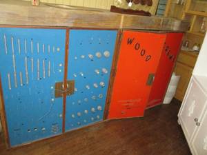 lot 9 image: Huge Wood Cabinet With Option to In...