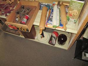 lot 562 image: Entire Contents of Shelves See Pho...