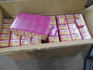 lot 563 image: Box of Magic Black Snake Box Conta...