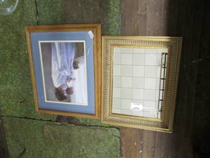 lot 22 image: (2) Wall Hangings See Photos ...