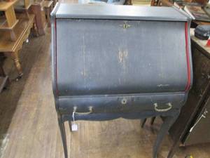 lot 32 image: Vintage Secretary Desk With Drawer ...