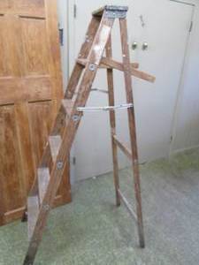 lot 39 image: Antique Wood 6 Ladder ...