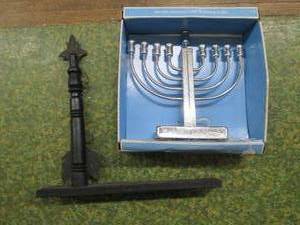 lot 52 image: Electronic Menorah & Wall Hanging...