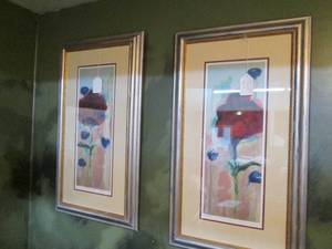lot 81 image: (2) Flower Wall Prints...